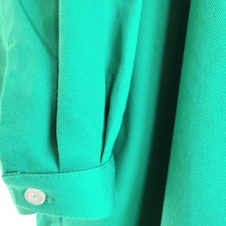 秋新色グリーンカラーのロングシャツ 7枚目の画像