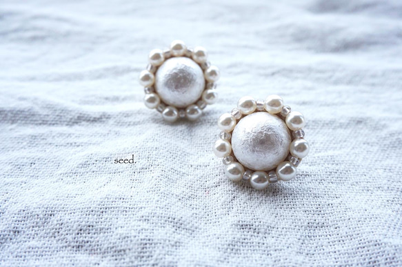 再販2 ビーズ刺繍のピアス〜pearl all white〜 3枚目の画像