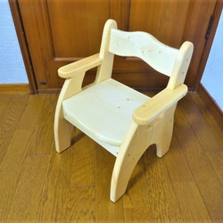 子供椅子　キッズチェア　幼児用　木製　自然塗料　オスモクリア 1枚目の画像