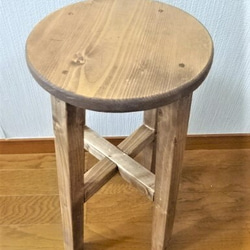 椅子　H47ｃｍ　スツール　木製　丸椅子　アンティーク　ウォルナット　軽い　コンパクト 2枚目の画像