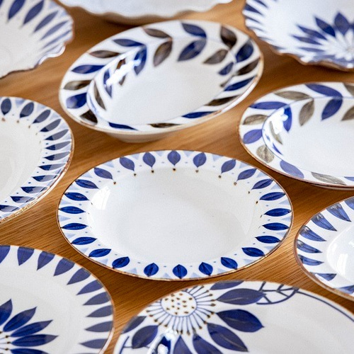 波佐見焼 大皿】波プレート L ペタル 大皿 翔芳窯 通販 12066503