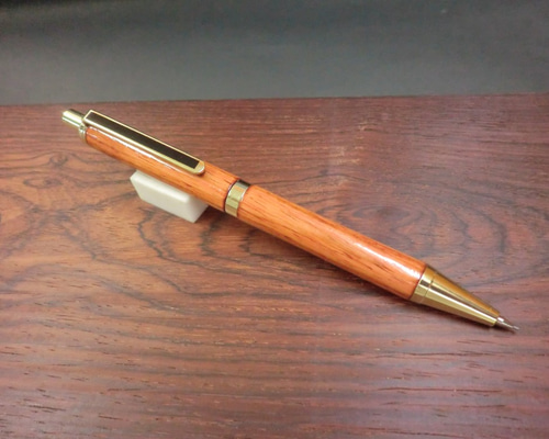 0_5a42276209fb972f90bdfd84c385