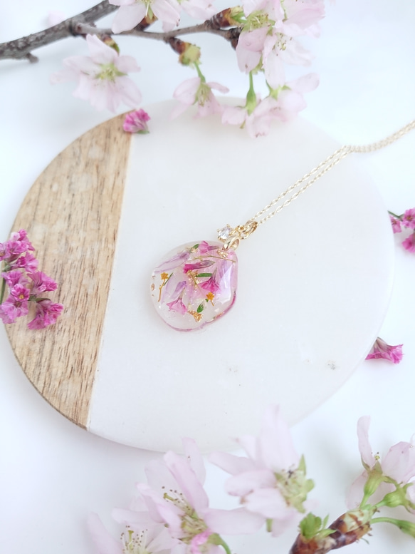 水珠花和搖擺的氧化鋯櫻花色[2WAY耳環和項鍊] creema限量套裝 第4張的照片