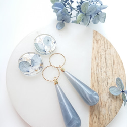 水滴珠和花珠繡球花和滿天星【耳環和零件可更換】淡藍色2way 第6張的照片