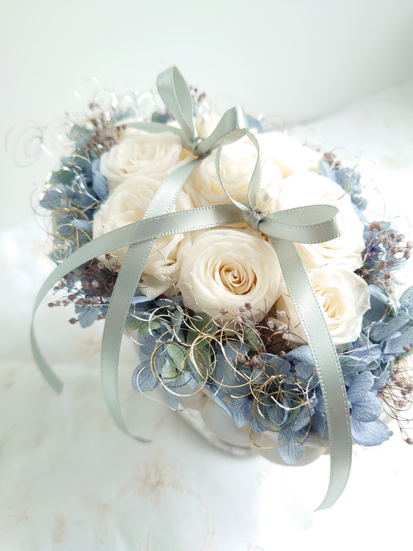 ◇ゼクシィ掲載◇miniバラ&紫陽花のリングピロー【ANTIQUE　Blue】 4枚目の画像