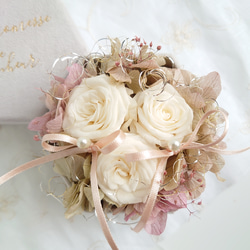 miniバラ&紫陽花Pale pink【Flower Box】挙式・プロポーズリングピロー 4枚目の画像