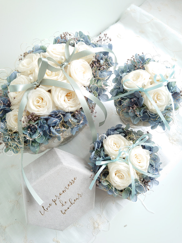 ◇ゼクシィ掲載◇miniバラ&紫陽花　Pale Blue【Flower Box】挙式・プロポーズリングピロー 7枚目の画像