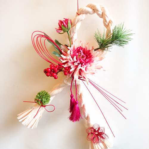 2017蝶結び・桜色【菊・万両の実・松】しめ縄飾り しめ縄・しめ飾り