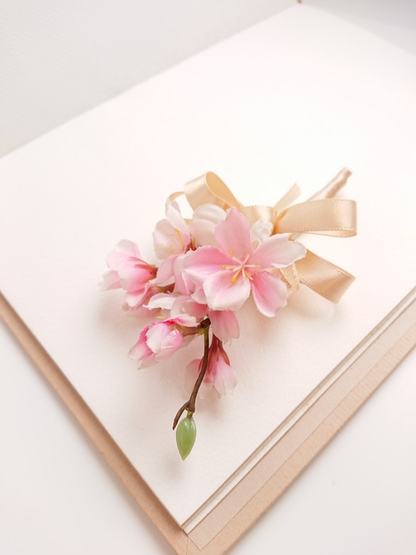 春歌【胸花】櫻桃樹·柔粉色 第2張的照片