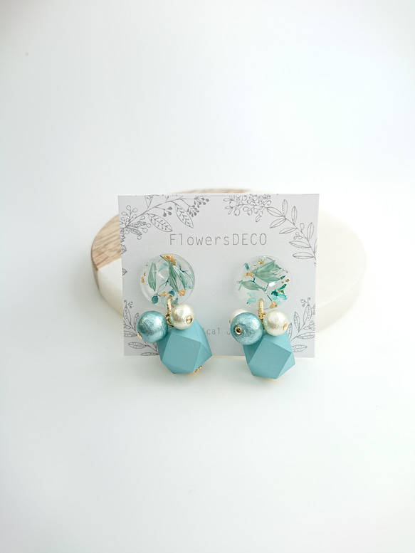 Pearl&Wood&Flower Blue gradation【ピアス・パーツ変更可】 4枚目の画像