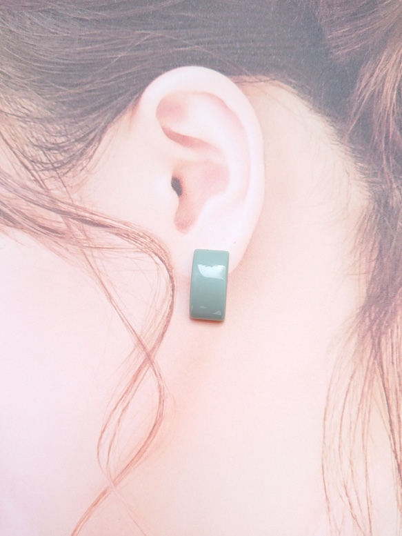 六角花壓克力珠2way【耳環及零件可更換】天藍色 第8張的照片