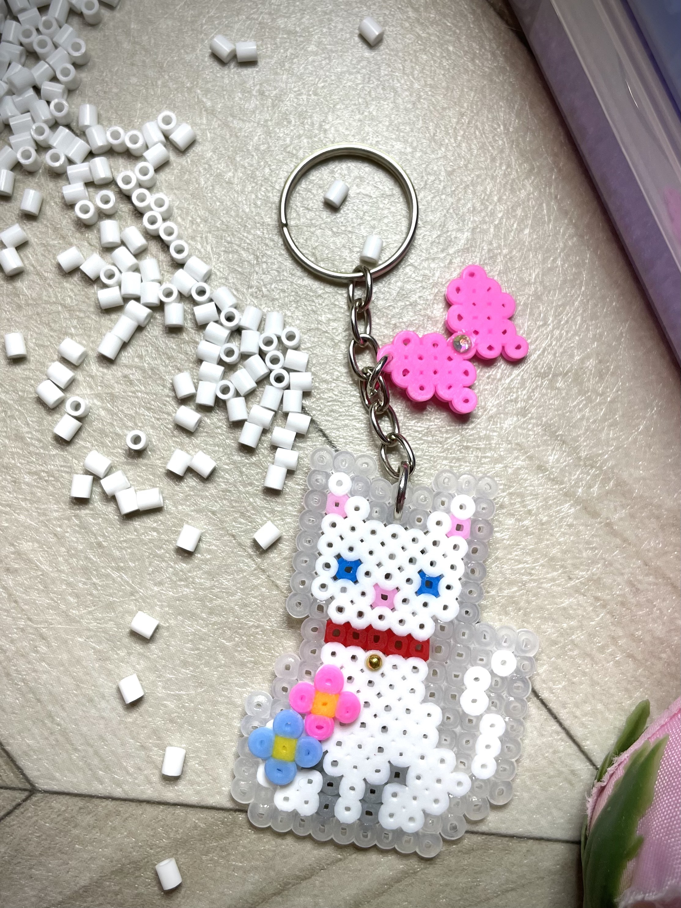 やまねこ断捨離中　Man イニシャル　フラワー　キーホルダー やまねこ断捨離中 Man イニシャル フラワー キーホルダー 限定数
