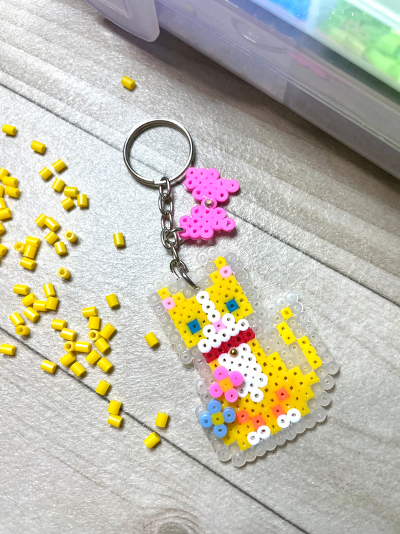 猫 押し花入りキーホルダー ピンク ハンドメイド レジン バッグ