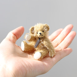 人気作家様　ミニチュアテディベア　ぬいぐるみ シンプルなクマさんが 増えました 6cmのコたちです ひとり増える
