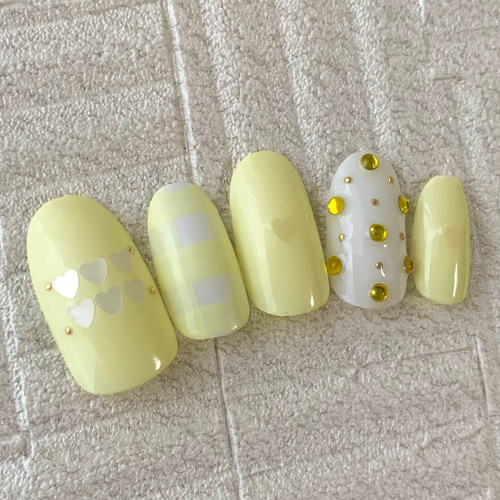 ネイルチップ/黄色/白/チェック/ハート/ホロ/キラキラ/黄色推し ネイル