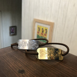 Hawaiian Hair Tie Gold" 髪を結んでアロハな気分になる金色のヘアゴム” 2枚目の画像