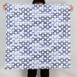 綿ふろしき　藍染～青葉（小）～　三巾　大判　100㎝　綿100％ 2枚目の画像