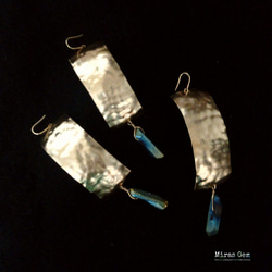 Big hammered brass earring 4枚目の画像