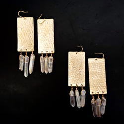 Rectangle brass and aura quartz earrings 4枚目の画像