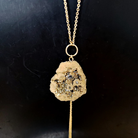 Golden druzy agate necklace 5枚目の画像