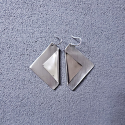 Origami earrings -2 colors- 5枚目の画像