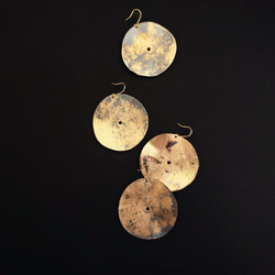 MARU earrings 2枚目の画像