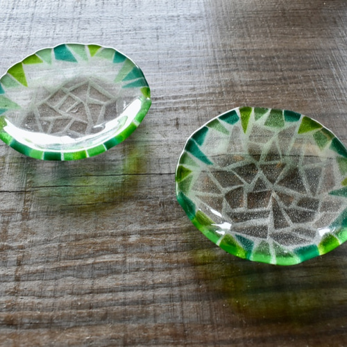 ガラス小皿 2枚組 mozaic/green 小皿 YANEURA 通販｜Creema(クリーマ 