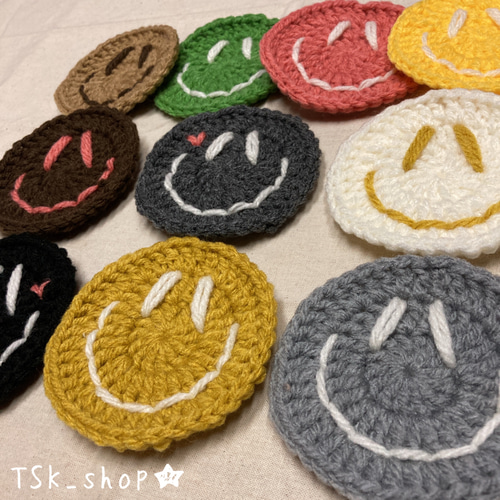 【専用出品】ニコちゃんアクリルたわし コースター 専用出品】ニコちゃんアクリルたわし コースター 高品質 アクリル