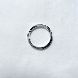 <鏡面> twist 180° ring / silver 捻り180°リング 2枚目の画像