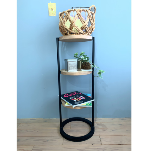 アイアン製の丸型3段シェルフ コンパクト カフェ風 industrial風 店舗