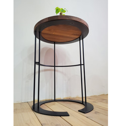 サイドテーブル　ウォルナット風　円形　ラバーウッド　お洒落　インテリア　カフェ　美容室 3枚目の画像