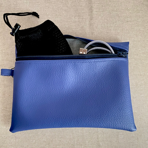 送料無料】耐アルコール フェイクレザー ポーチ ネイビー 紺色 ポーチ