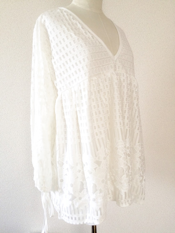 LACE FLARE TUNIC 3枚目の画像