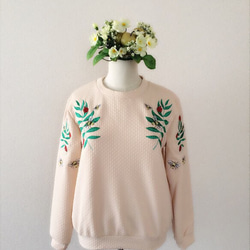 BUGS & BEES SWEATER 1枚目の画像