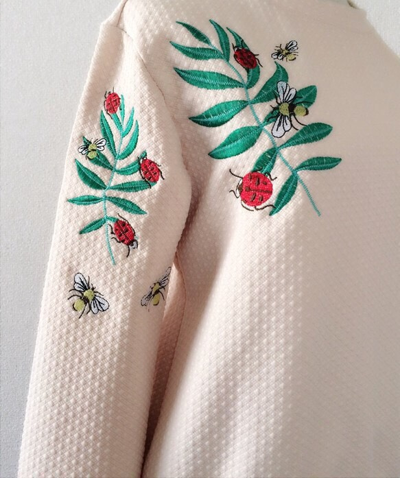 BUGS & BEES SWEATER 2枚目の画像