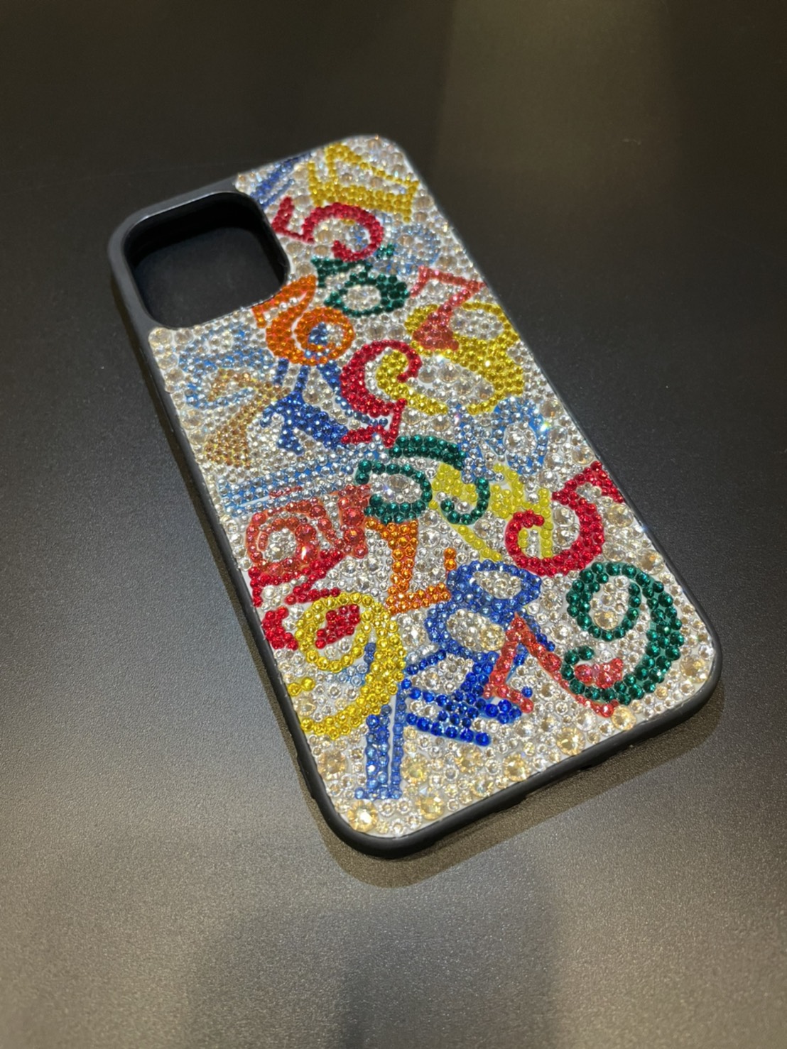 最高級スワロフスキーナンバー携帯ケース