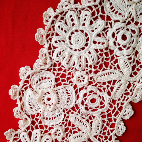 豪華なアイリッシュクロッシェレースのつけ襟 その他ファッション 白