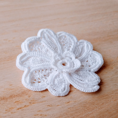 アイリッシュクロッシェレース扇のブローチ ブローチ 白薔薇工房 通販  