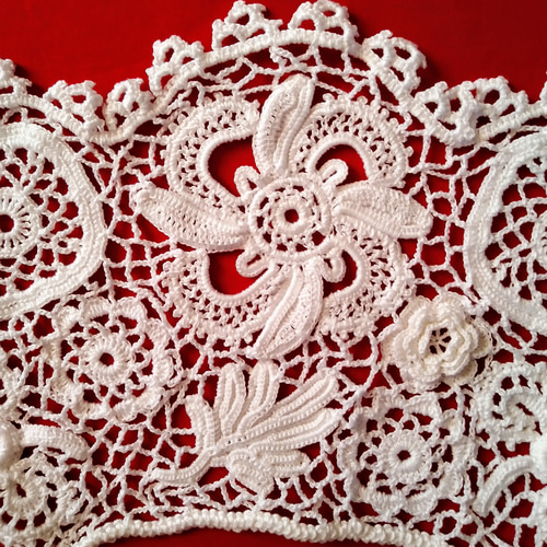 アンティーク アイリッシュクロシェット編み 立体レースカラー 飾り襟 アンティーク アイリッシュクロシェット編み 立体レースカラー 飾り襟