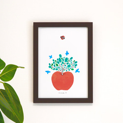 【送料無料】A4アートポスター　てんとう虫 と りんごの木 1枚目の画像