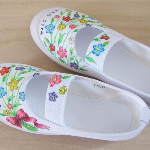 18cmサイズ 100%手描き☆本当にゴシゴシ洗える上履き「花束」お名