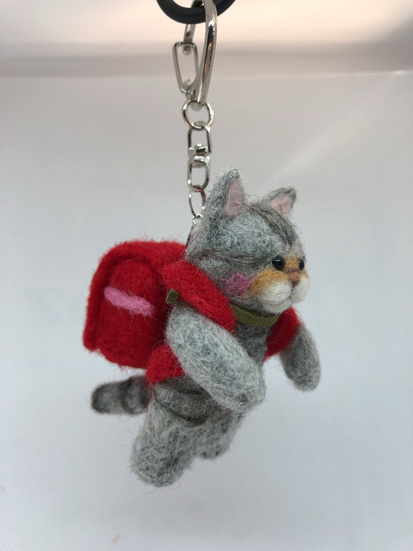 ランドセル猫ちゃんキーホルダー(サバトラ猫)羊毛フェルト 羊毛