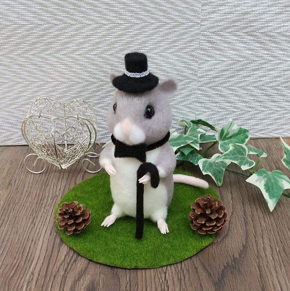 作家様　リス　ハムスター　ネズミ　ぬいぐるみ　羊毛フェルト　ポンポン　4体セット 作家様 リス ハムスター ネズミ ぬいぐるみ 羊毛フェルト