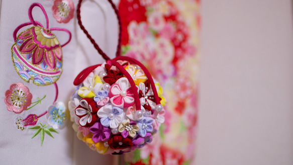 つまみ細工：鞠ブーケ 雑貨・その他 ぐりこ. 通販 12139118｜Creema