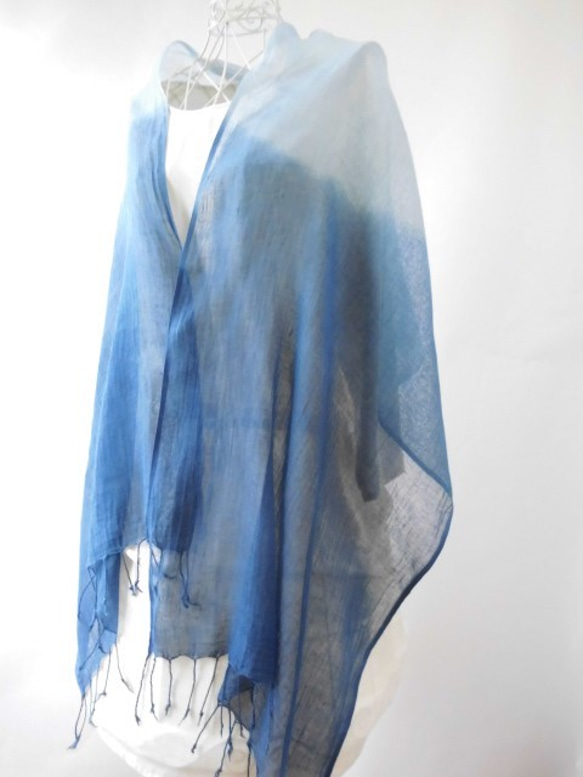 柔軟的棉質長檔像紗布般的限量版，試用，便宜貨，靛藍染料（乾淨的漸變） 第3張的照片
