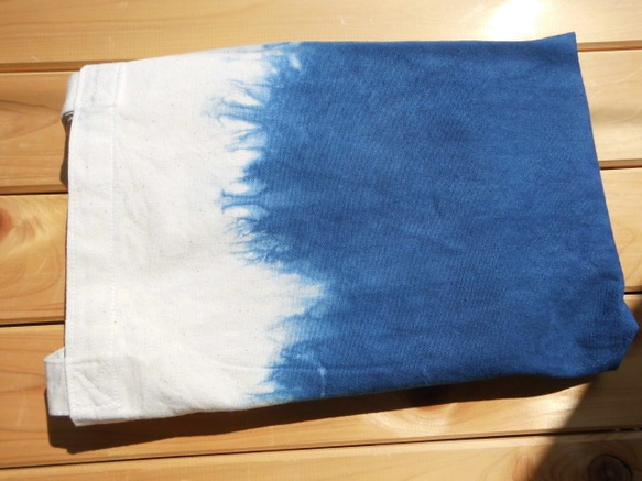 藍染め（海色）絞り染め・トートバッグ・丈夫なキャンバス生地 4枚目の画像