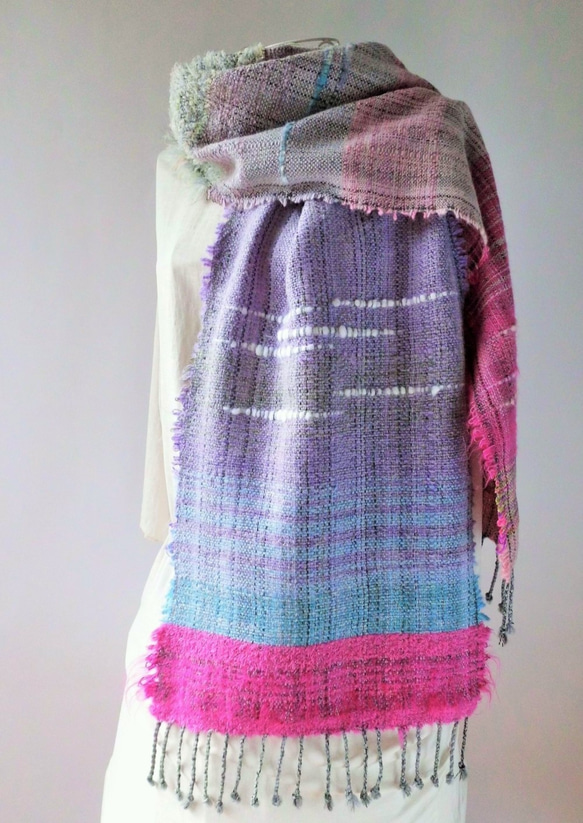 手織り(冬桜咲く)ウール・カシミヤ・ロングストール 4枚目の画像