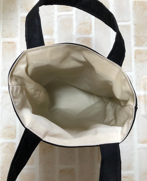 ハンドメイド　縦型ミニトートバック　イニシャル刺繍　水筒ケース　水筒バック 7枚目の画像