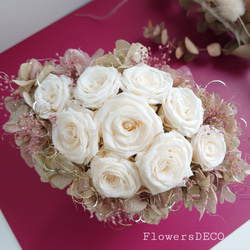 miniバラと紫陽花のアンティークアレンジ【Box arrangement】ペールピンク 8枚目の画像