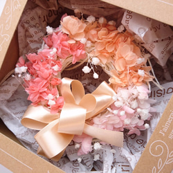 紫陽花ふわり【wreath　M】アジサイ&かすみ草・ボックス入り 3枚目の画像